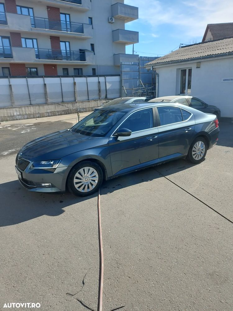 Skoda Superb - 1