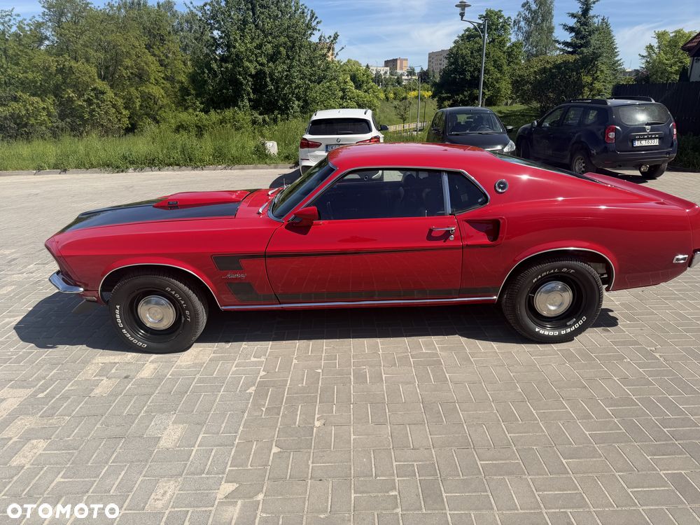 Ford Mustang - 9