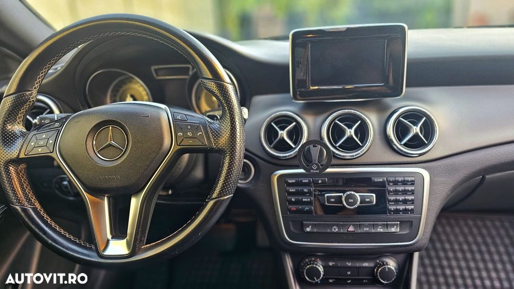 Mercedes-Benz CLA 220 CDI Aut. - 2