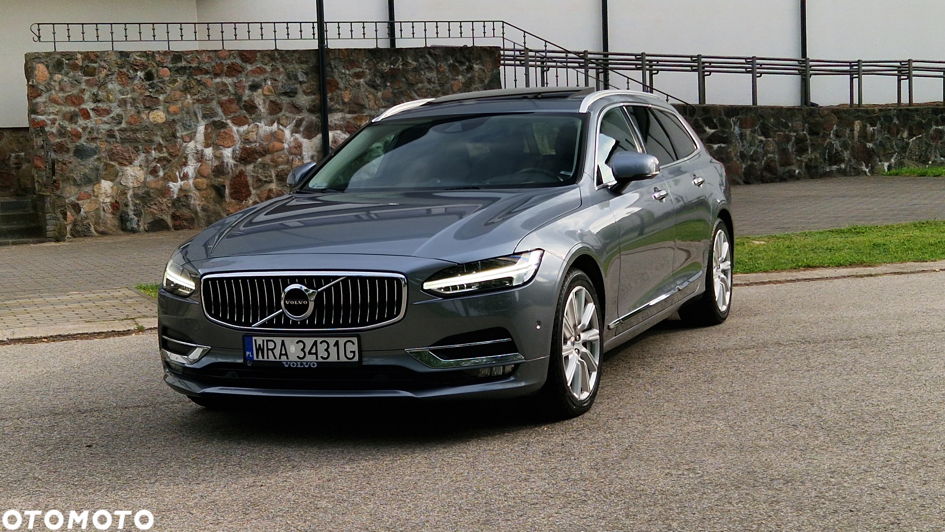 Volvo V90 D4 Inscription - 8