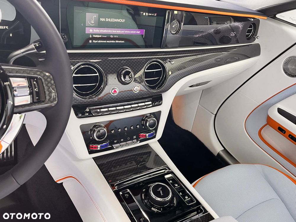 Rolls-Royce Spectre - 20