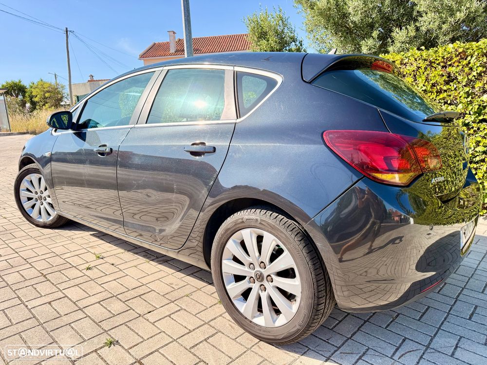 Opel Astra 1.7 CDTI Cosmo Start/Stop - 3