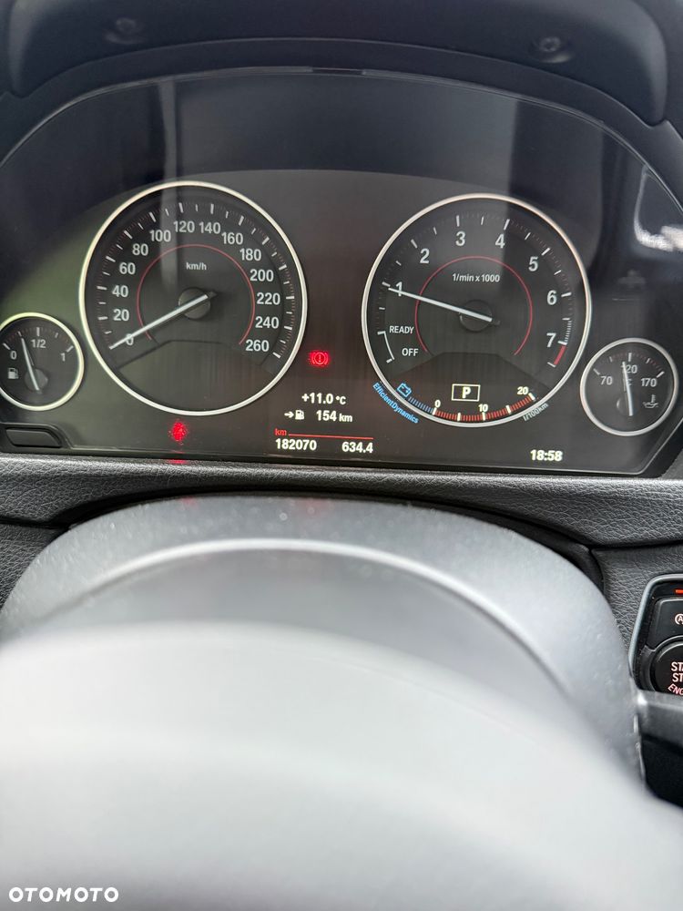 BMW Seria 3 320i xDrive M Sport - 15