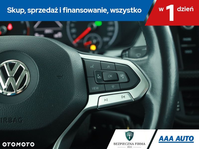 Volkswagen T-Cross - 18