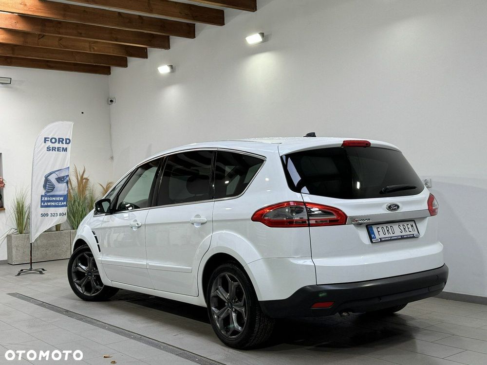 Ford S-Max 2.0 TDCi DPF Titanium - 13