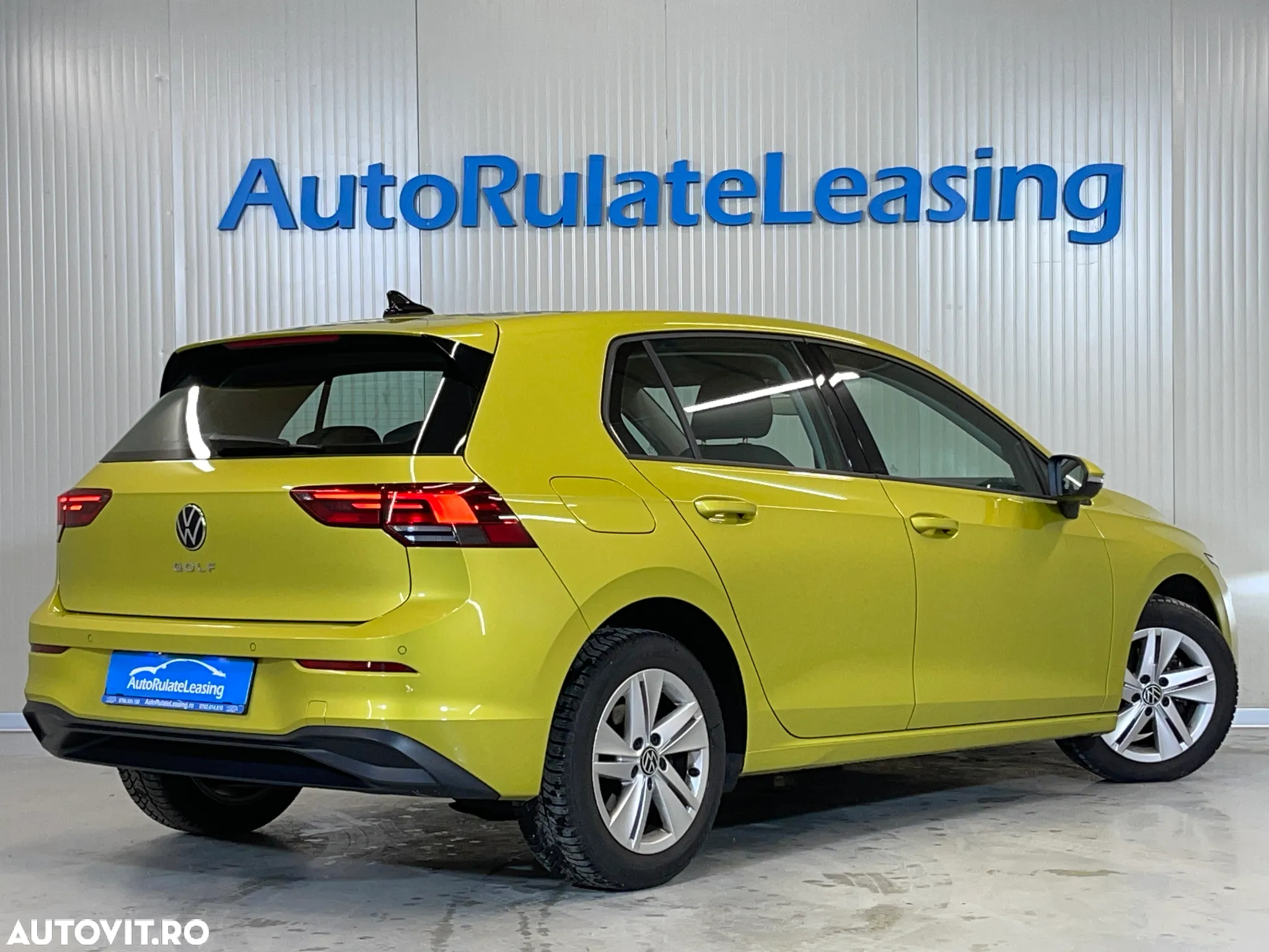 Volkswagen Golf 2.0 TDI DSG Life - 3