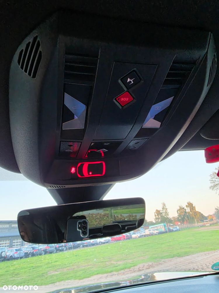 DS Automobiles DS 7 Crossback 2.0 BlueHDi Performance Line + - 24