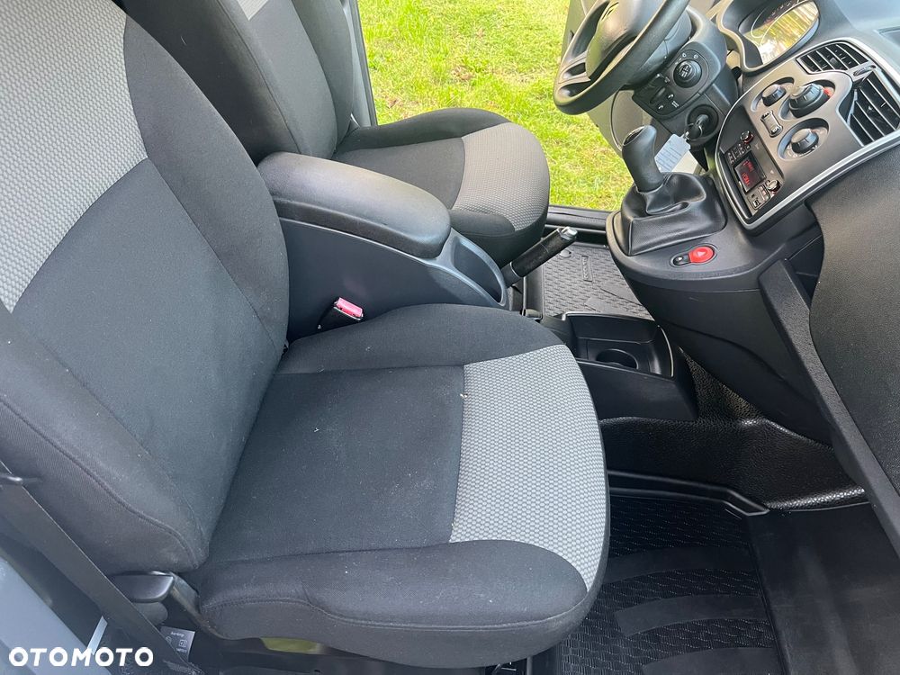 Renault Kangoo 1.5 dCi Business Eu6 - 27