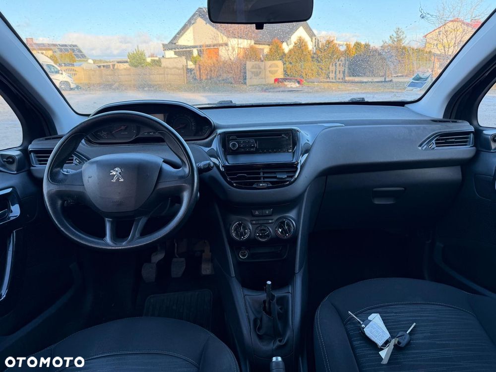 Peugeot 208 HDi 68 Like - 12
