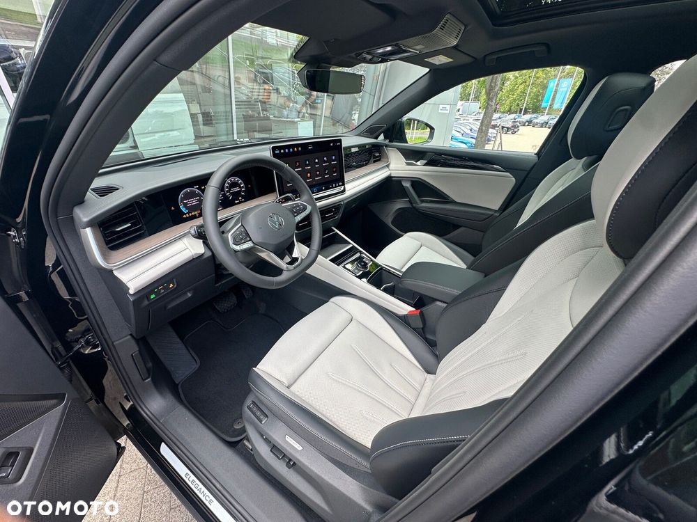 Volkswagen Tayron 2.0 TDI SCR Elegance DSG - 11