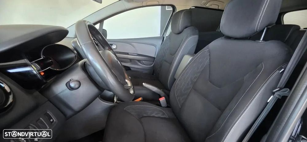 Renault Clio Sport Tourer - 6