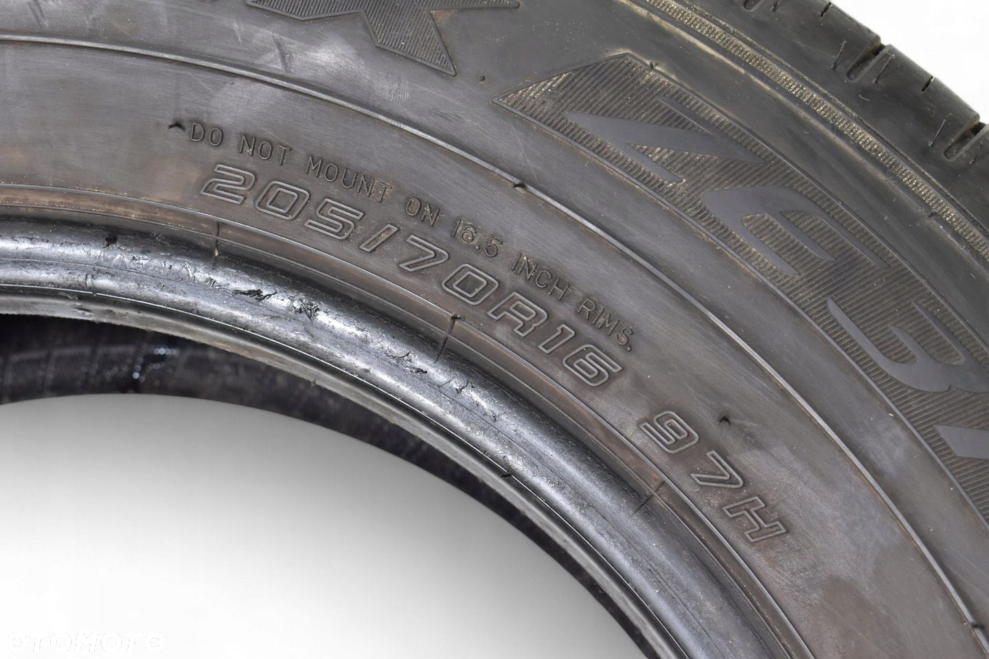 Opona Letnia FALKEN ZIEX ZE310 205/70R16 97 H 5,68mm - 5
