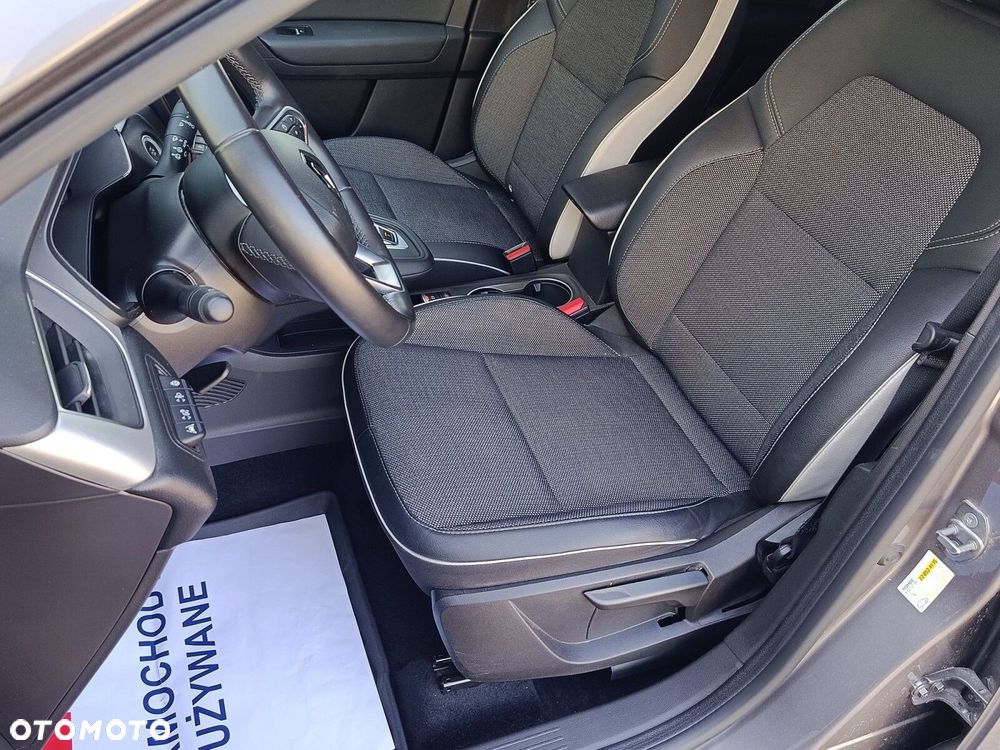 Renault Captur 1.6 E-TECH Full Hybrid 145 Techno - 11