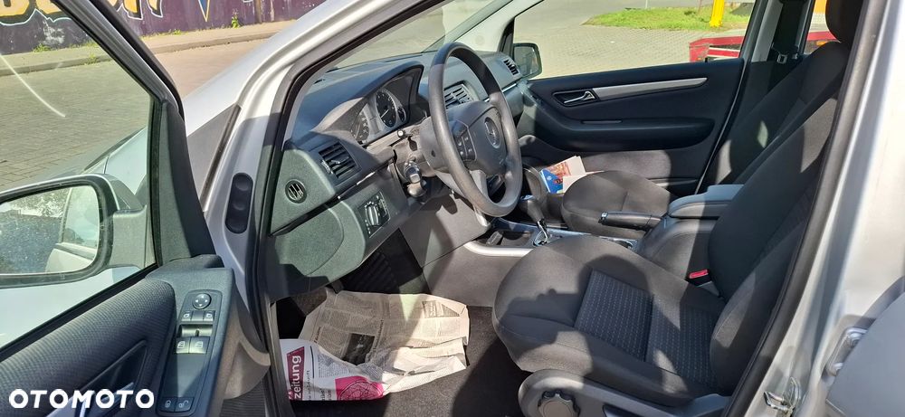 Mercedes-Benz Klasa B 200 Autotronic Special Edition - 12