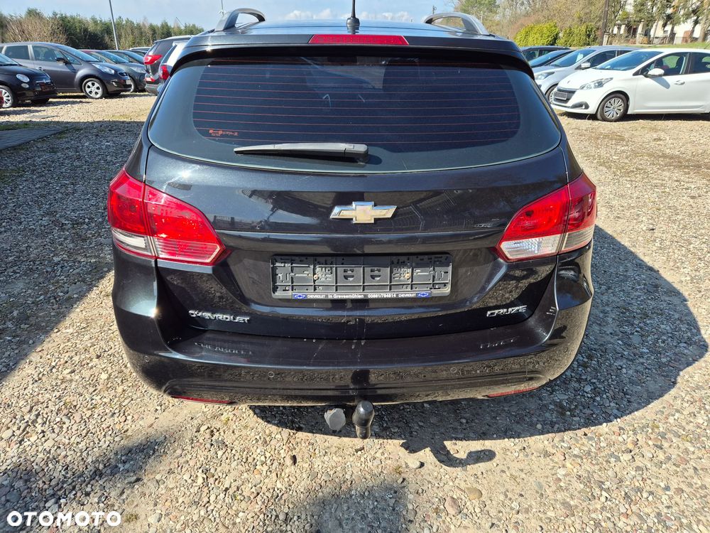 Chevrolet Cruze 1.6 - 5