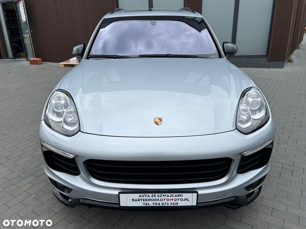 Porsche Cayenne - 10