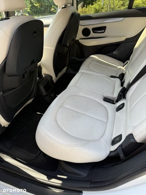 BMW Seria 2 218d GT - 15