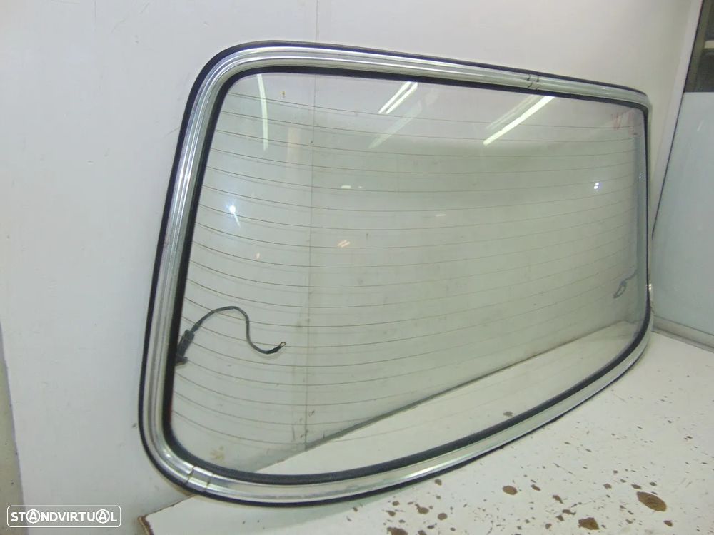 Mercedes W123 vidro oculo trás - 2