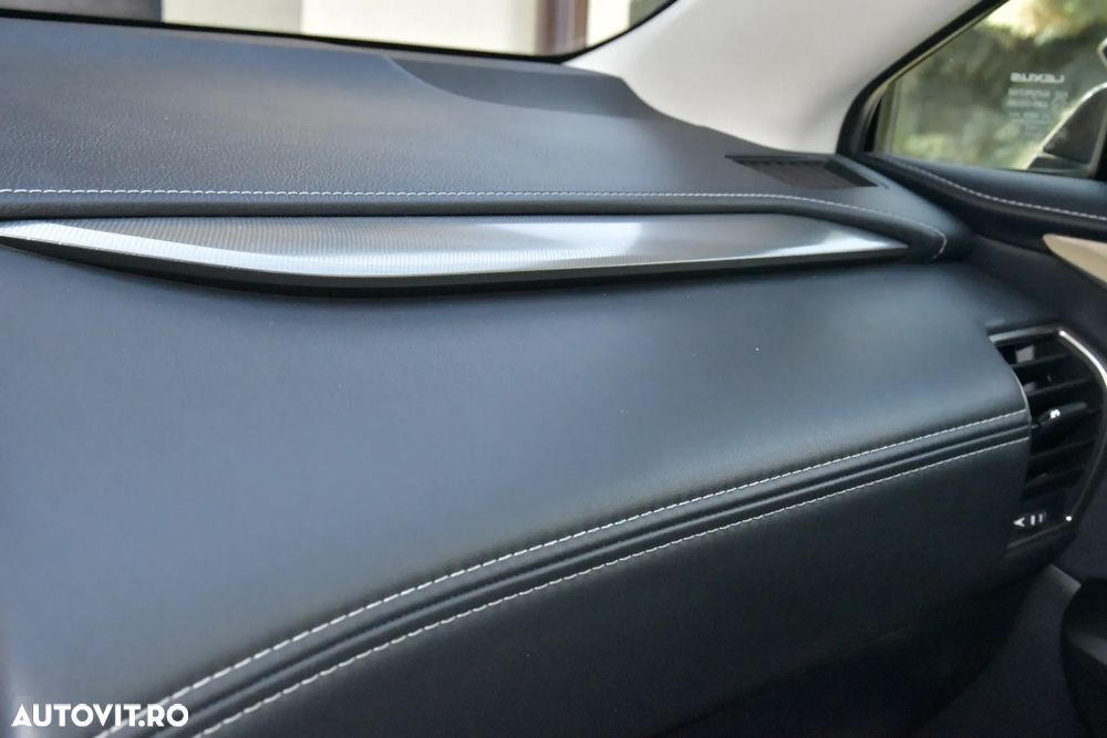 Lexus Seria NX 300h E-FOUR Business Edition - 37