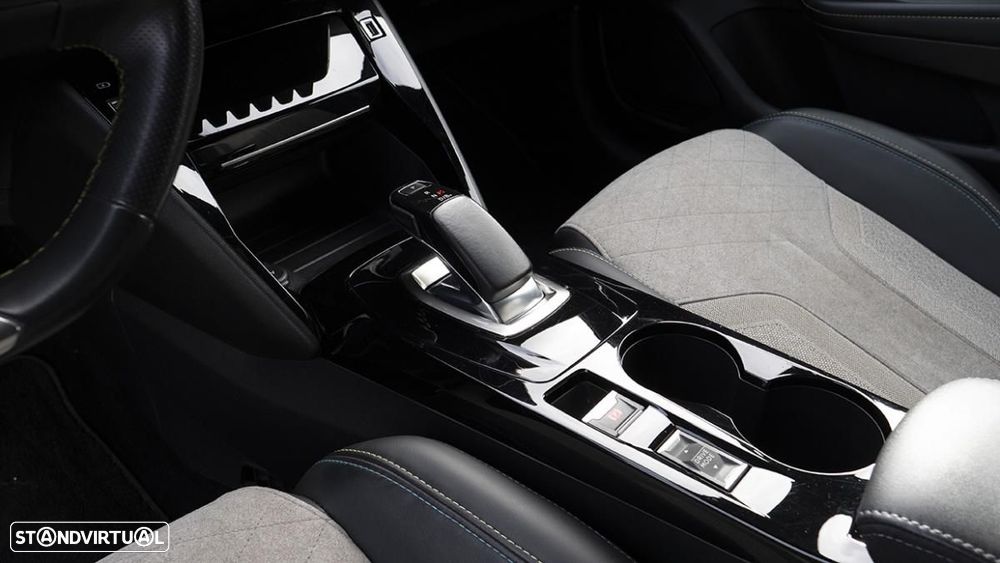 Peugeot e-208 50 kWh GT Pack - 33