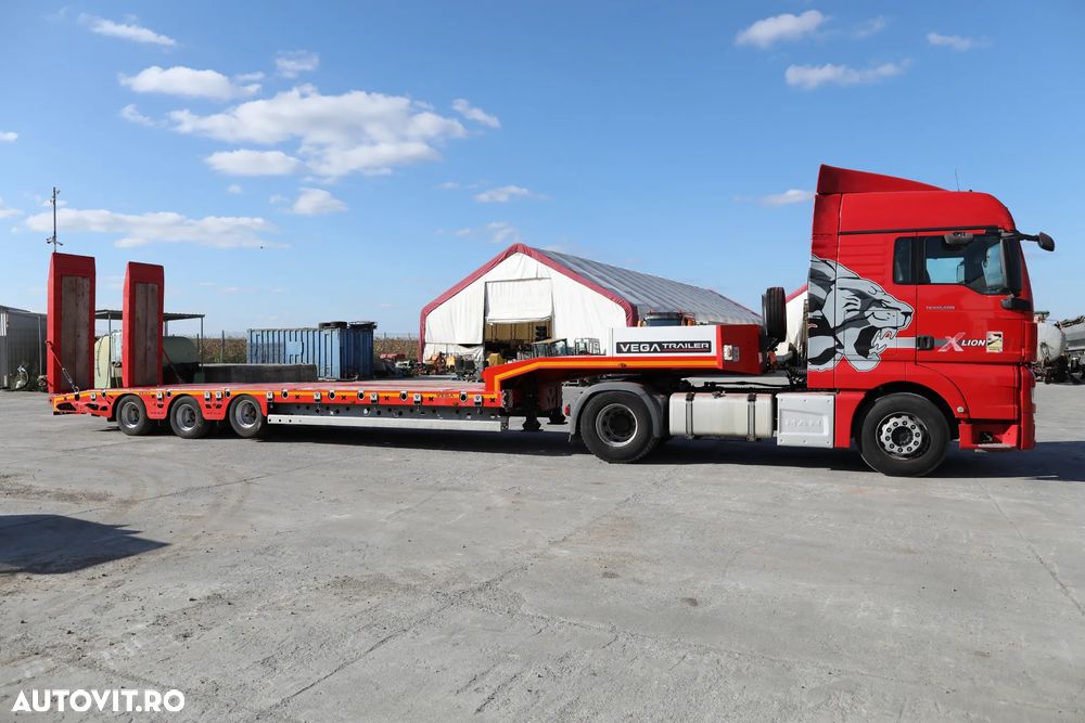 MAN TGX 18.500 4x2 LLS + Trailer Vega 3 axe lowbed - 2