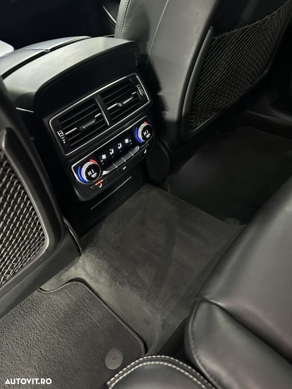 Audi SQ7 4.0 TDI quattro Tiptronic - 22