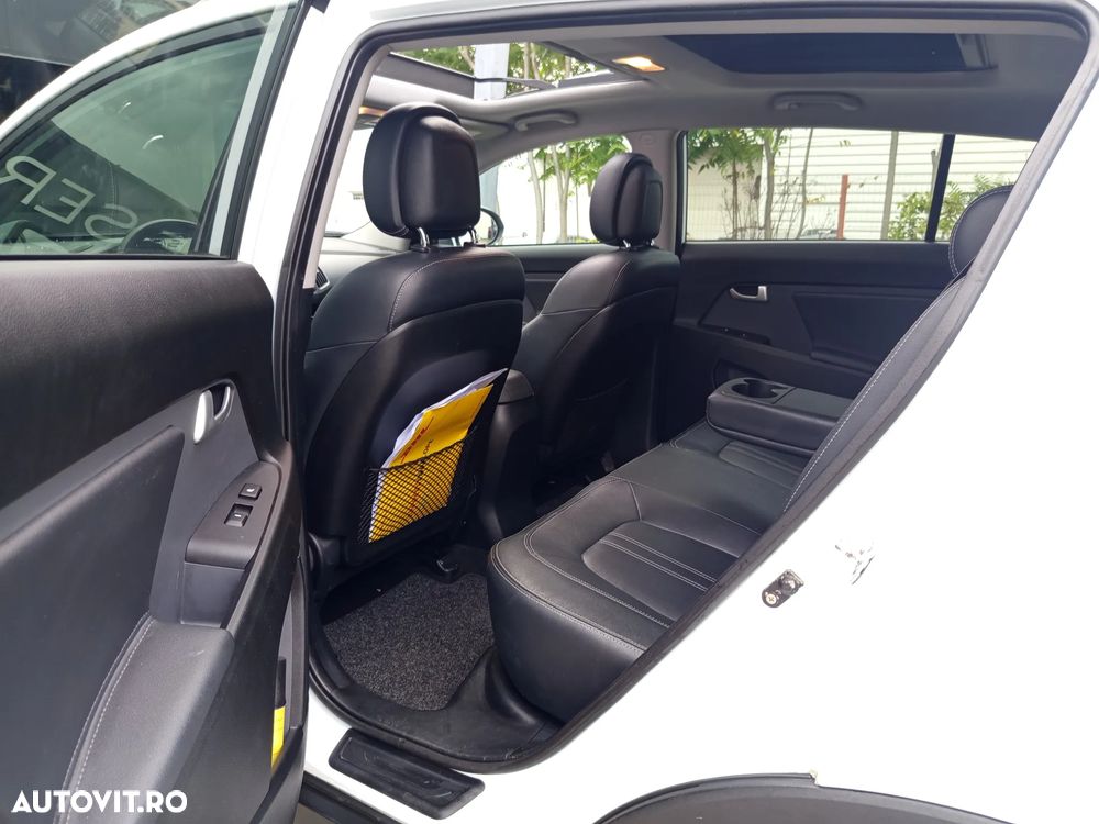 Kia Sportage - 12