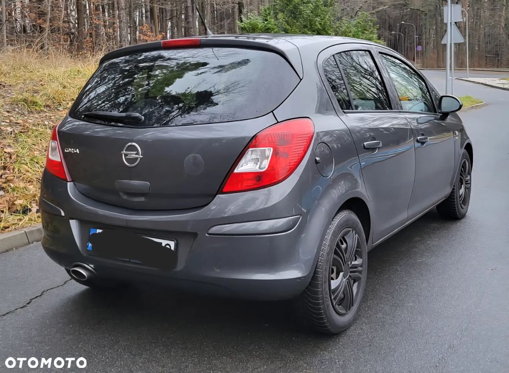 Opel Corsa 1.4 16V Enjoy - 10