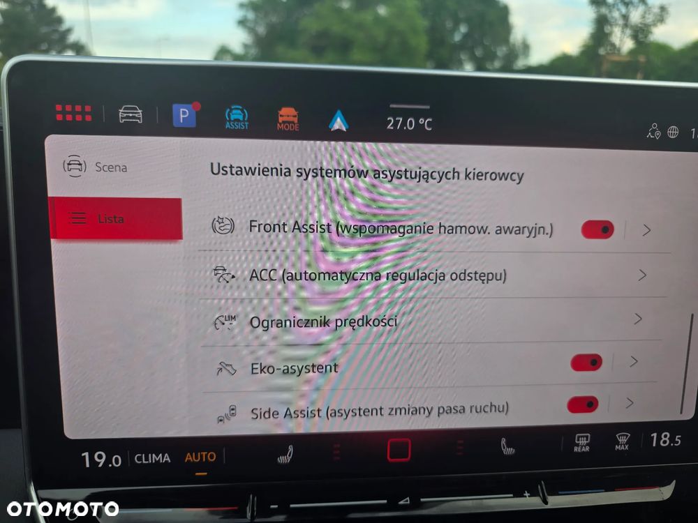 Volkswagen Tiguan - 29