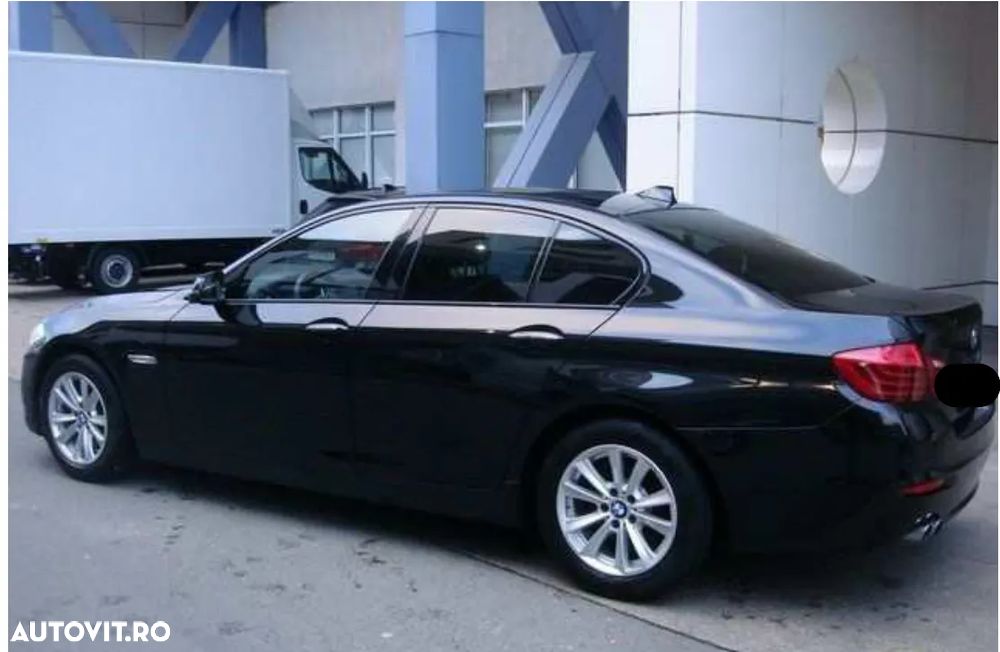 BMW Seria 5 525d xDrive Aut. - 9