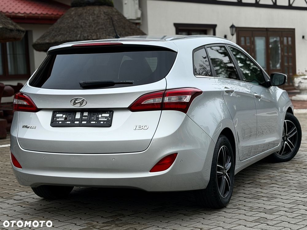 Hyundai i30 Kombi 1.6 GDi DCT Passion - 16