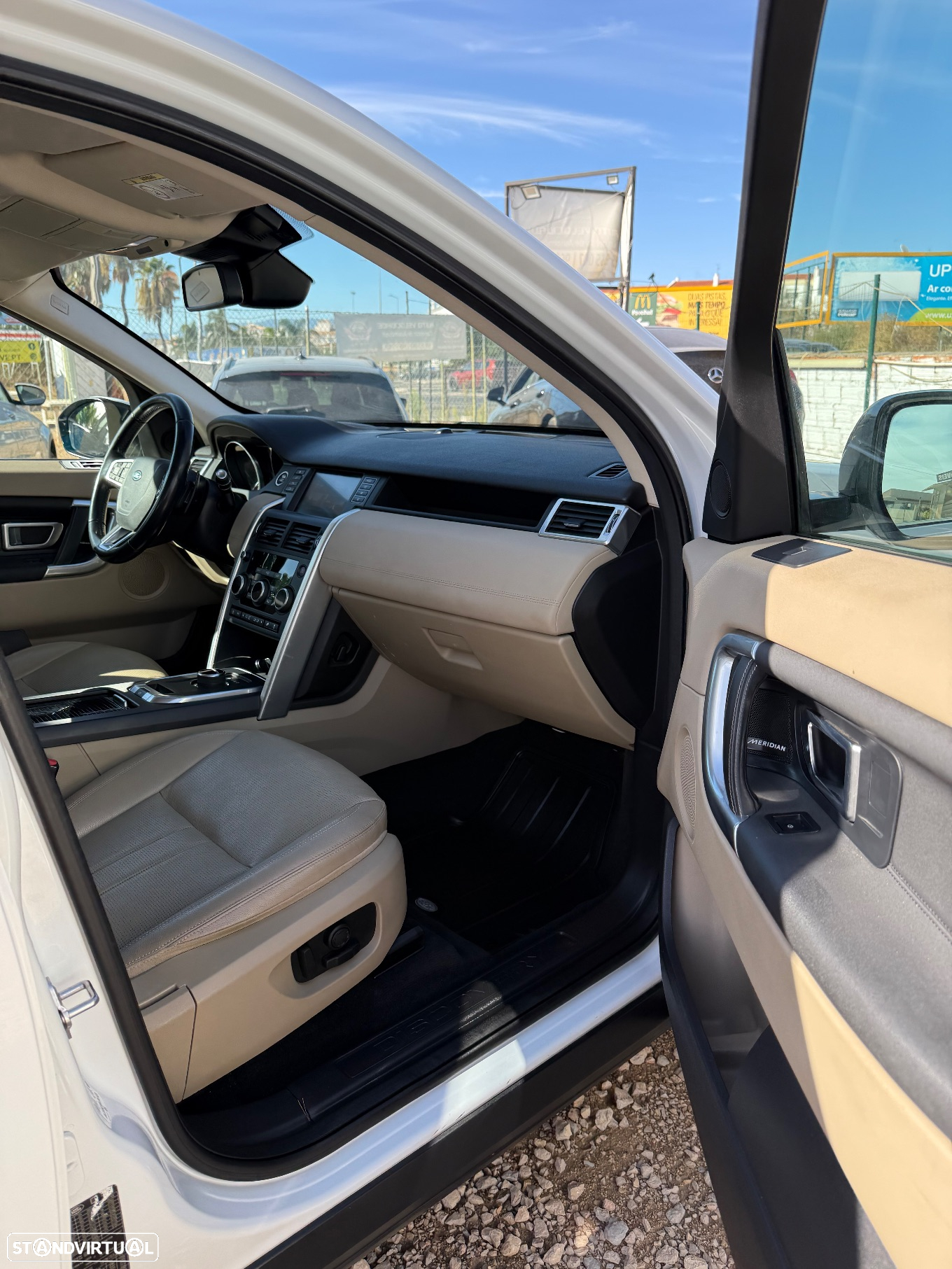 Land Rover Discovery Sport 2.0 TD4 HSE 7L Auto - 21