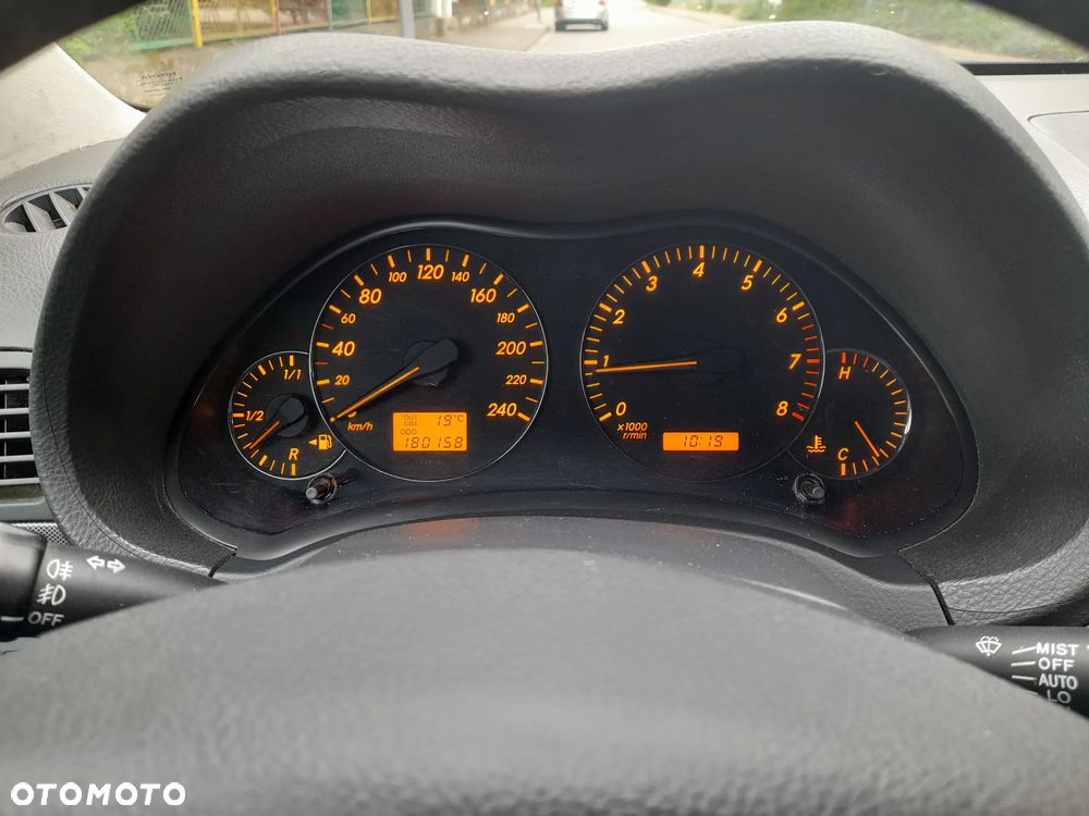 Toyota Avensis 1.8 VVT-i Edition - 21