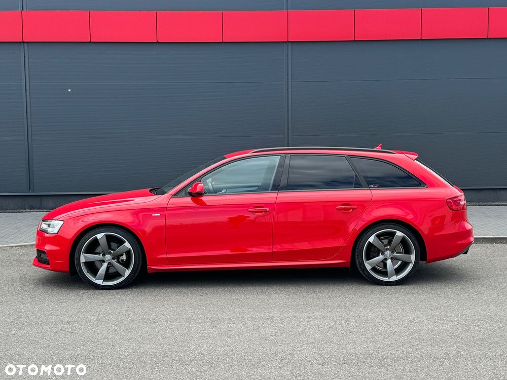 Audi A4 Avant 2.0 TDI Quattro S tronic - 13