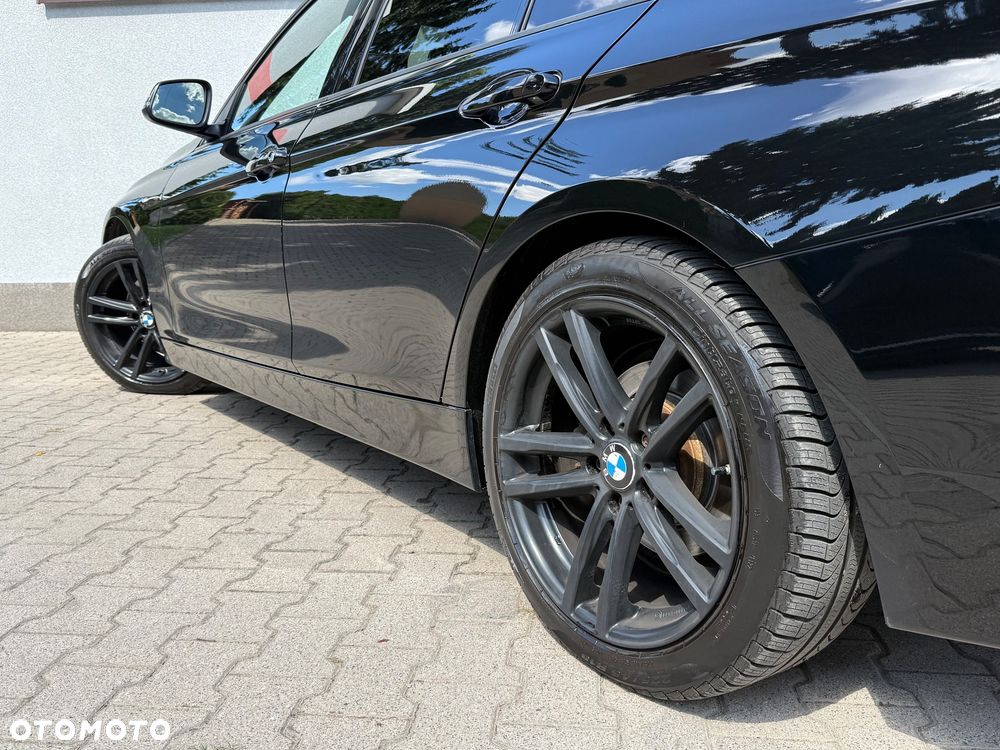 BMW Seria 3 325d Sport Line Shadow - 8