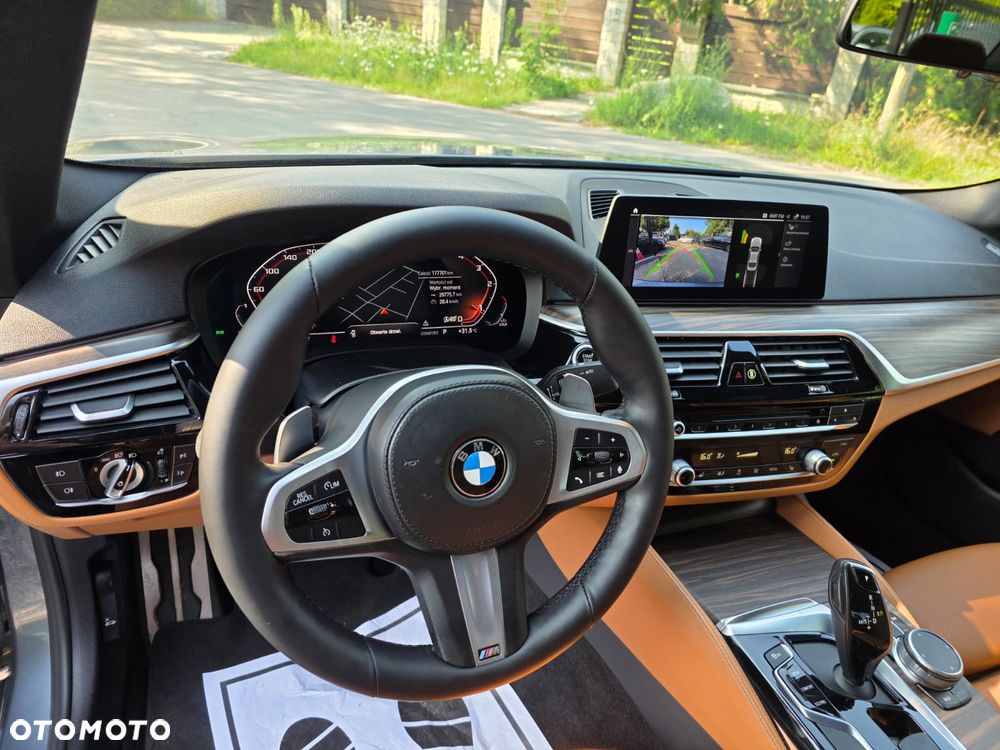 BMW Seria 5 520d xDrive Luxury Line - 17