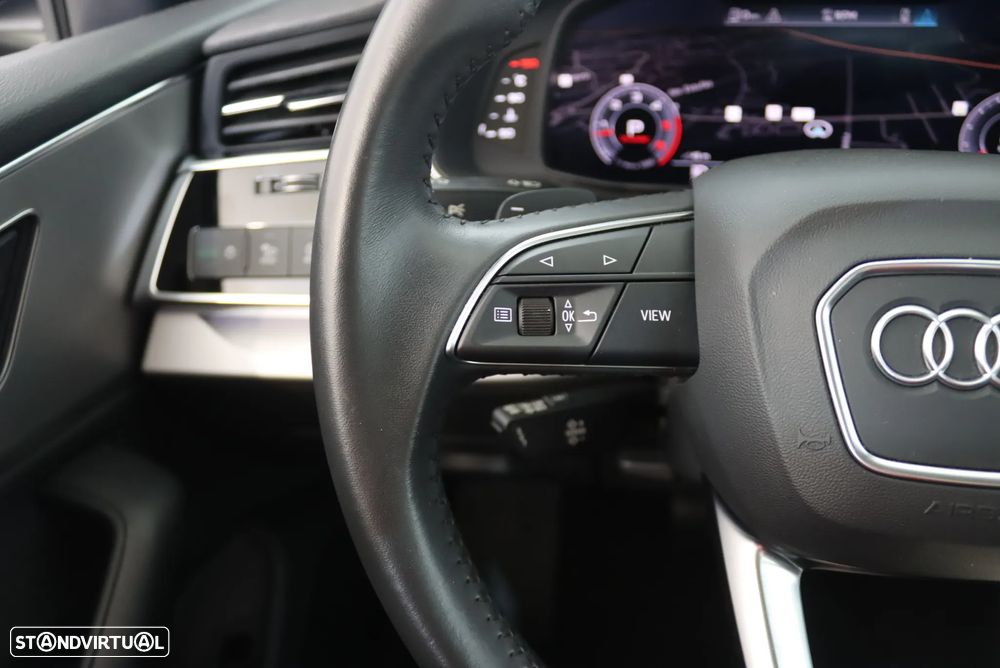 Audi Q8 - 10