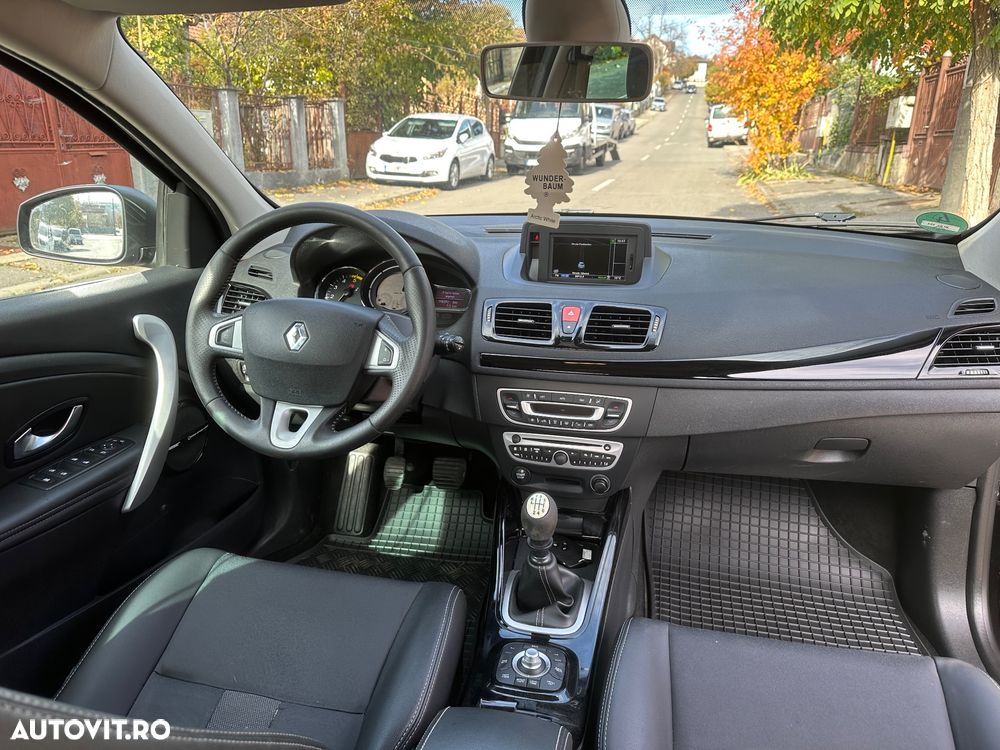Renault Megane 1.9 dCi FAP Privilege - 5