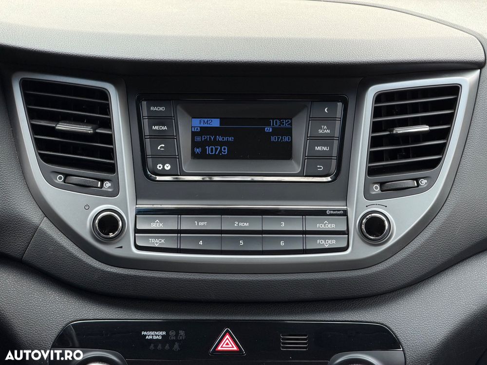 Hyundai Tucson blue 1.7 CRDi 2WD Trend - 19