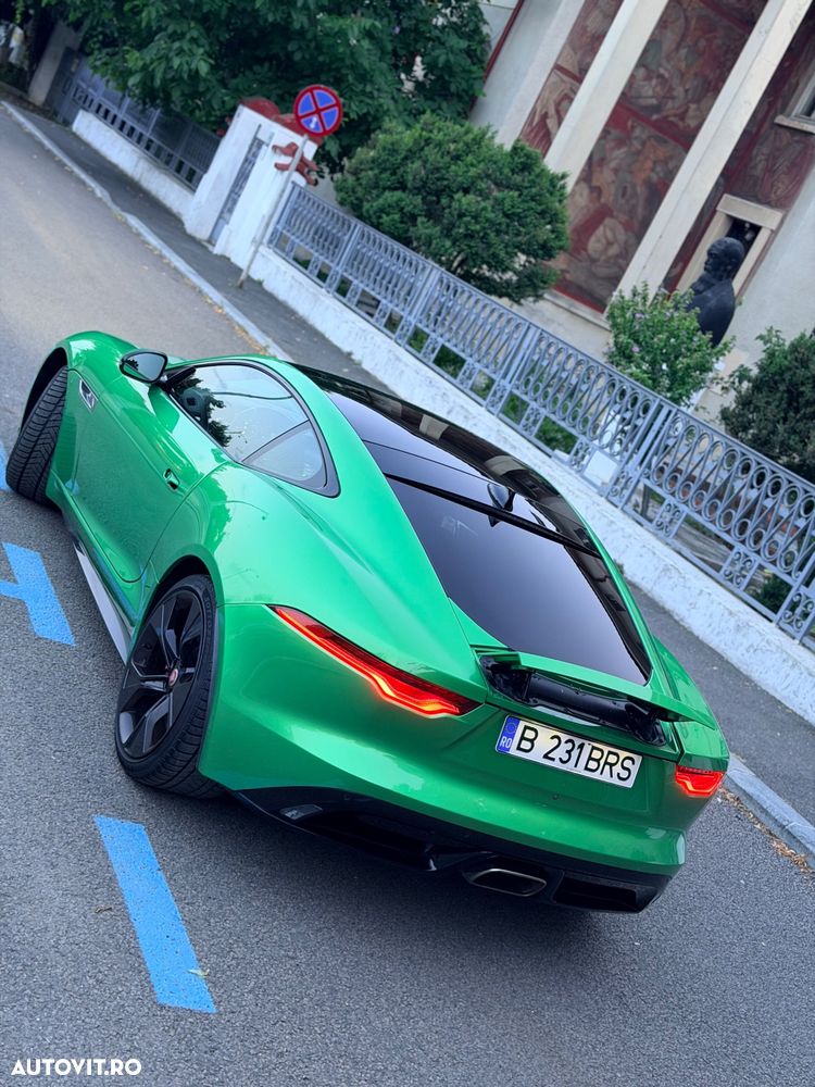 Jaguar F-Type - 11