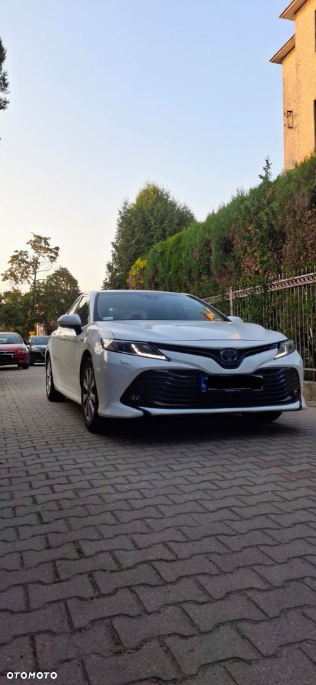 Toyota Camry 2.5 Hybrid Comfort CVT - 3