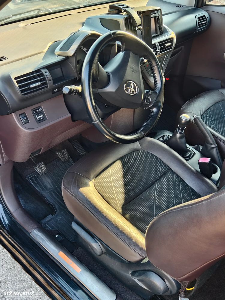 Toyota iQ 1.0 - 22