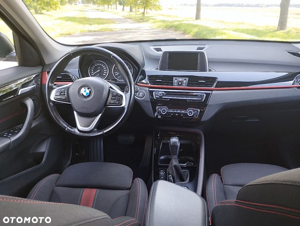 BMW X1 sDrive18d Sport Line sport - 14