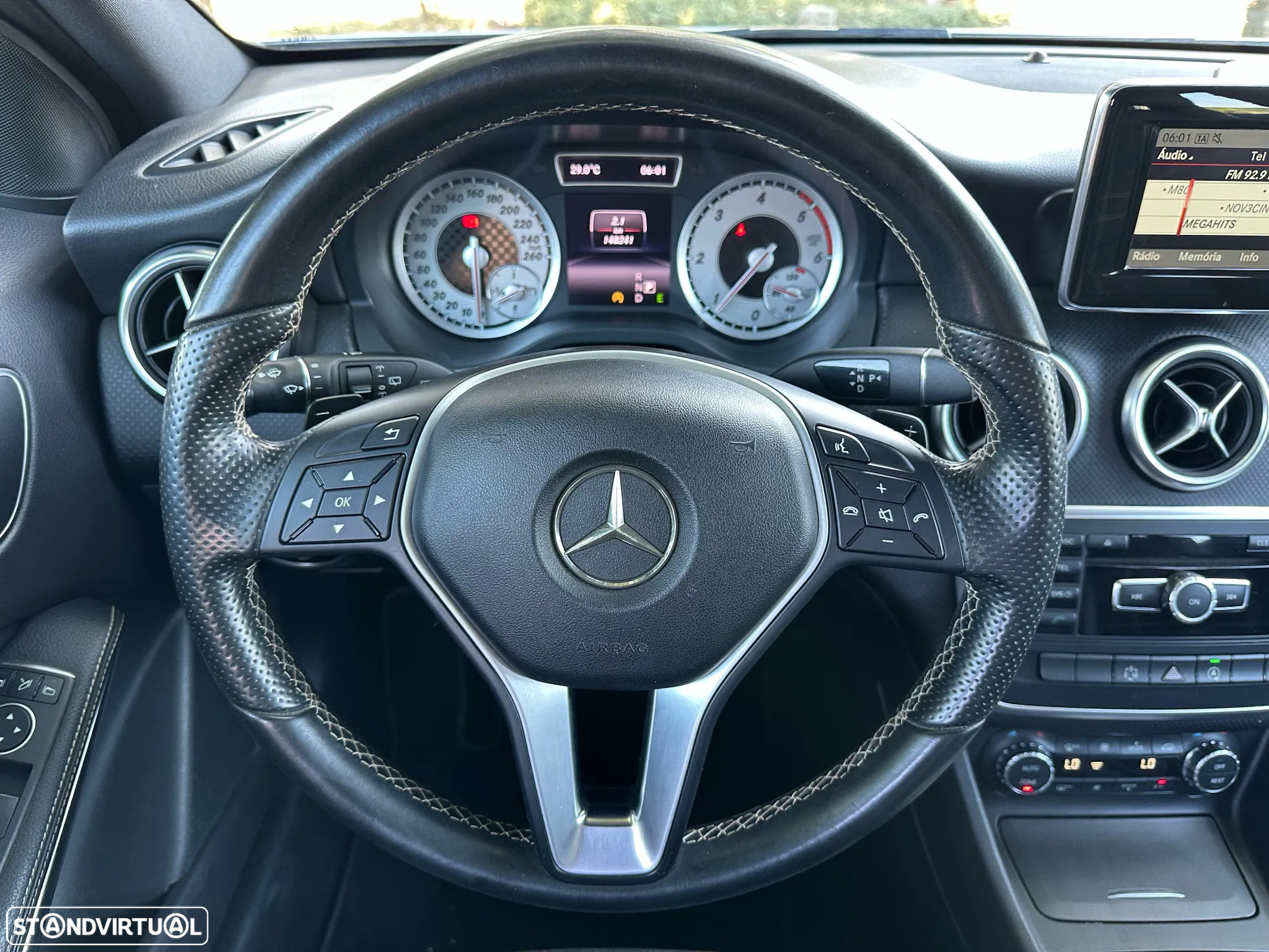 Mercedes-Benz A 180 d 7G-DCT Urban - 27
