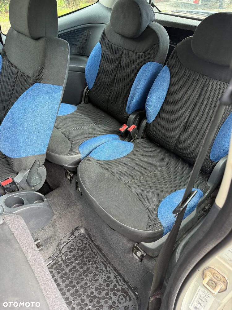 Citroën C2 1.4 VTR - 8