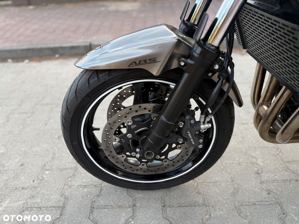 Suzuki Bandit - 27
