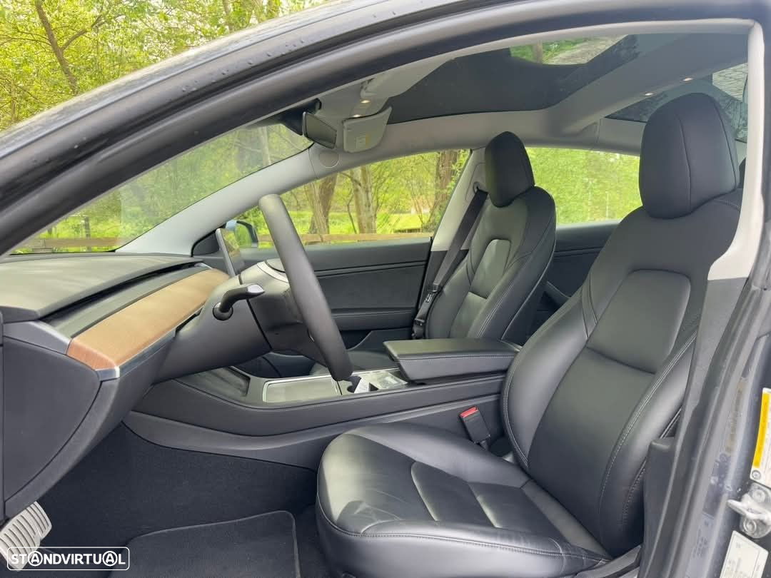 Tesla Model 3 Performance Dual Motor AWD - 19