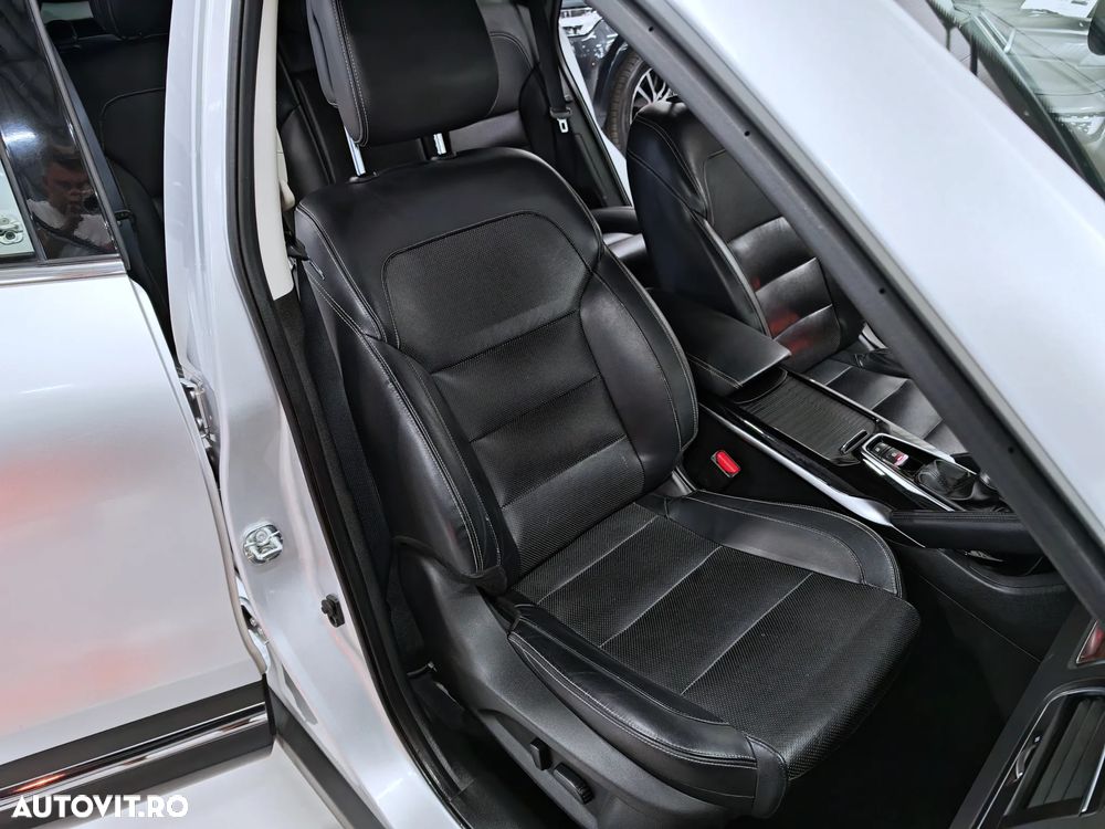 Renault Koleos ENERGY dCi 175 X-tronic 4WD LIMITED - 9