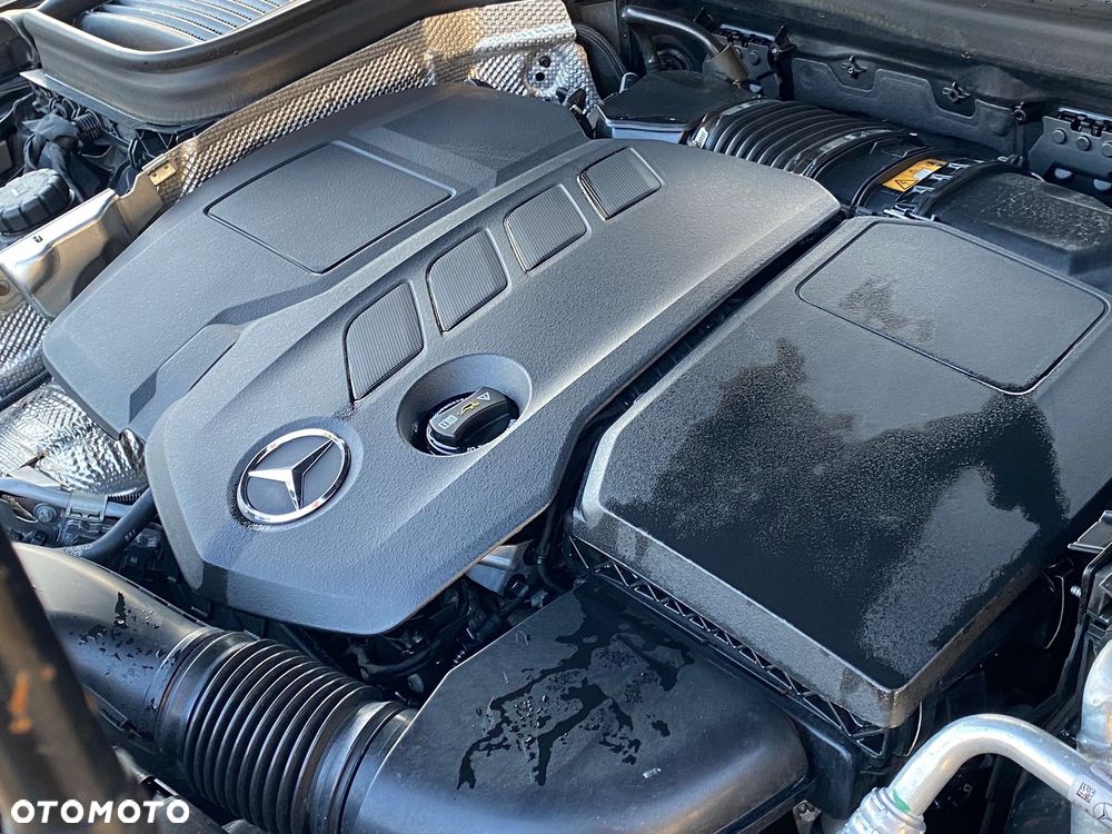 Mercedes-Benz GLC - 7