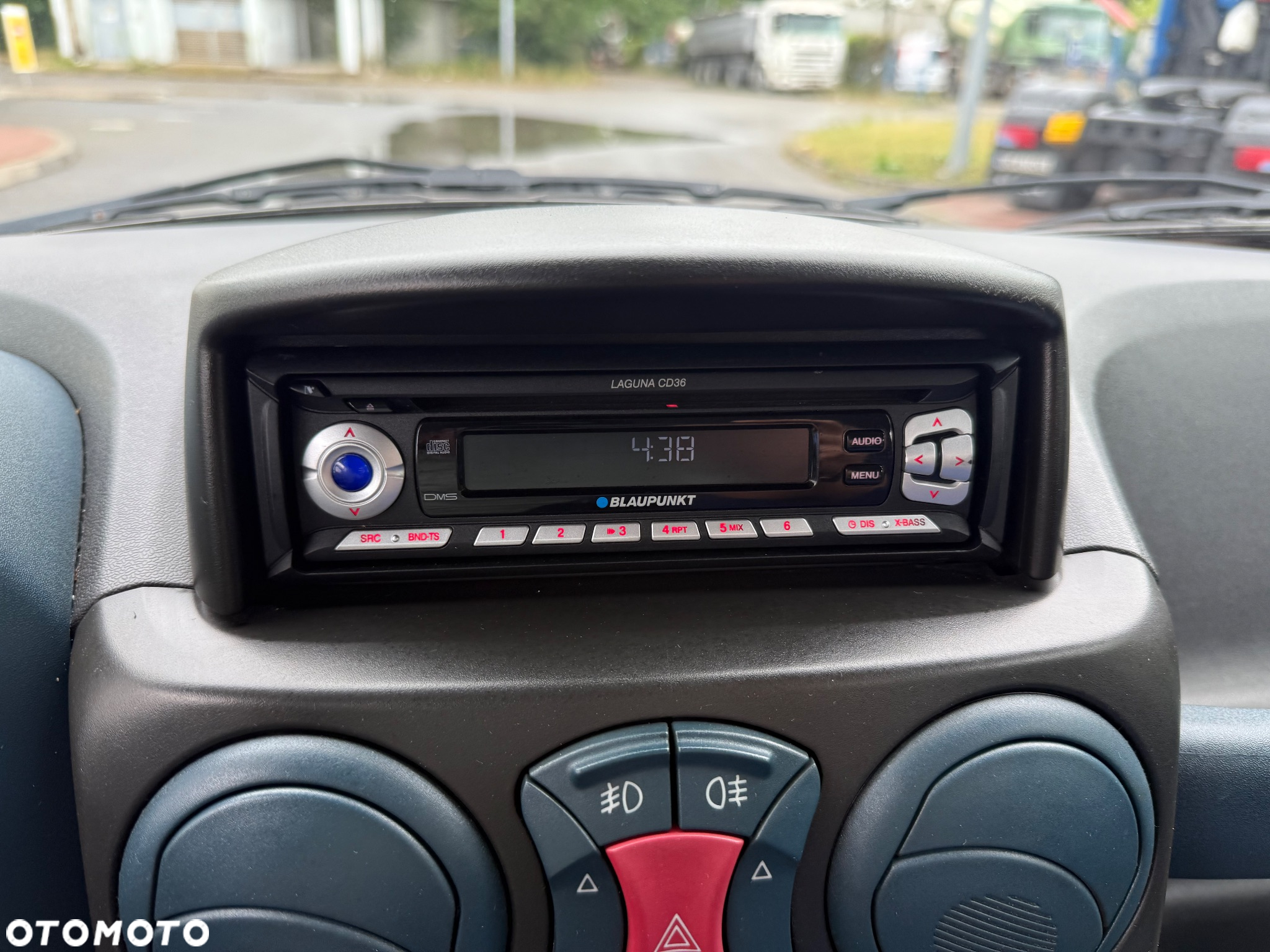 Fiat Doblo 1.2 Actual / SX - 12